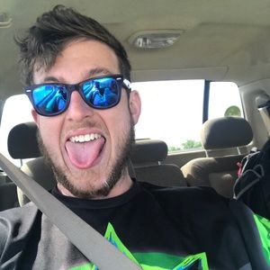 Meet your Posher, Michael